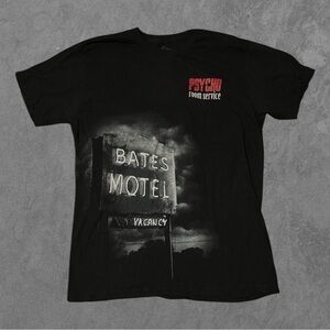 UNIVERSAL STUDIOS | Bates Motel Series Black Unisex Tee Shirt Size M